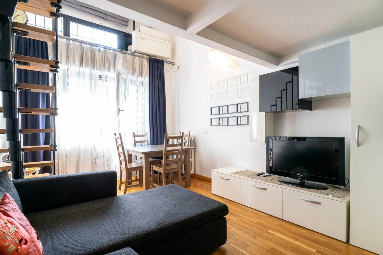 Apartamento Primopiano - Inama Milán Exterior foto